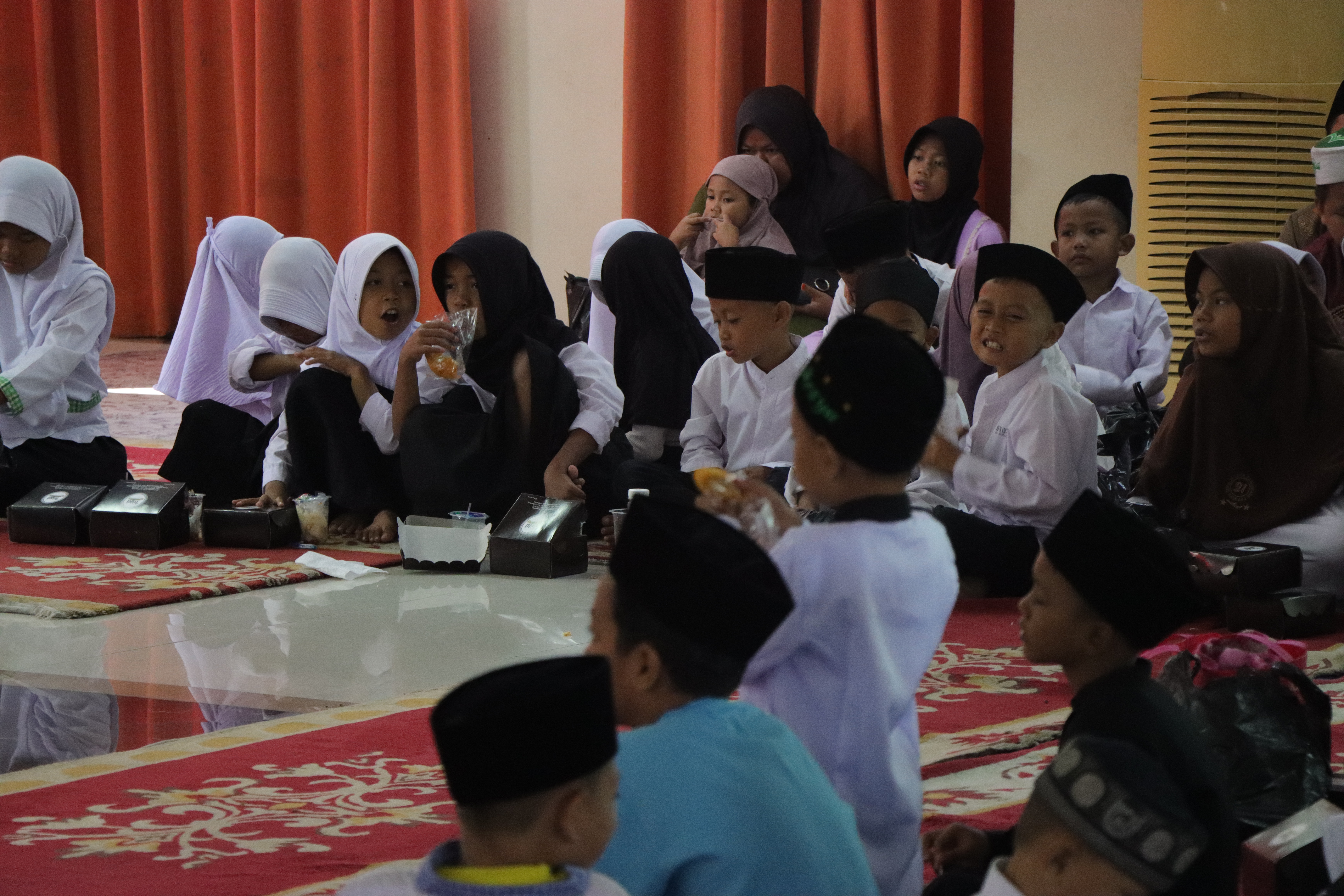 Istighosah dan Santunan Anak Yatim