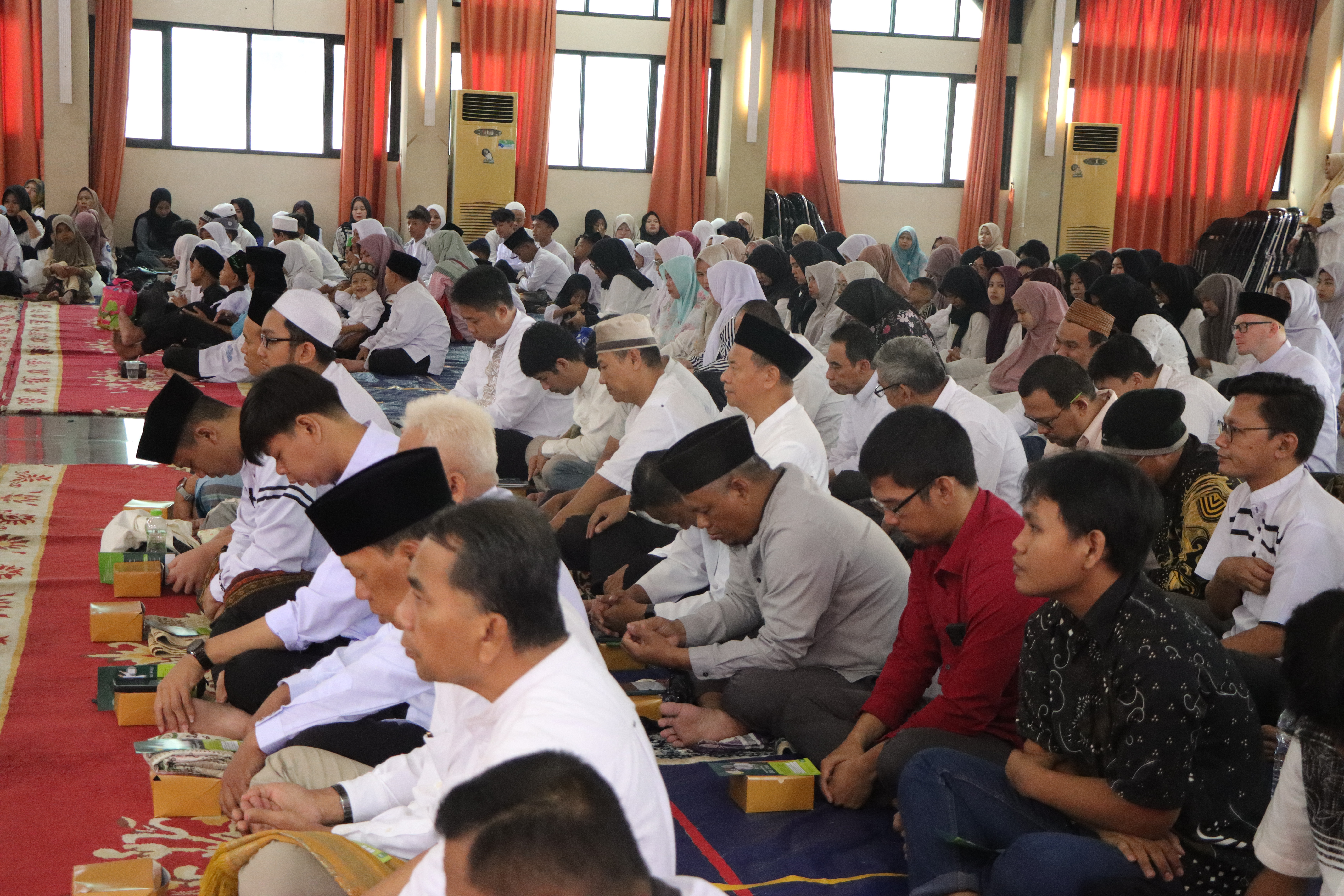 Istighosah dan Santunan Anak Yatim